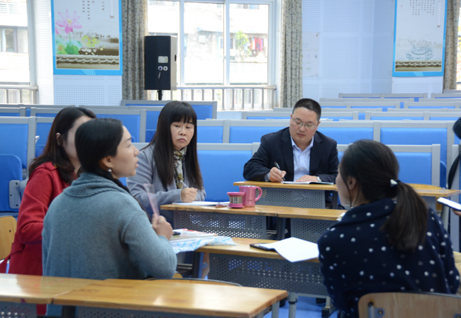 陵江小学到成都市泡桐树小学开展"跟岗"学习活动